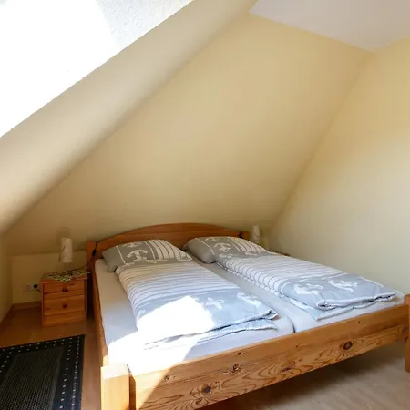 Heike Ludzuweit Apartment